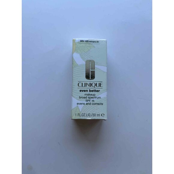 Clinique Even Better Makeup SPF 15 Foundation in WN 125 Mahogany D - Picture 1 of 3